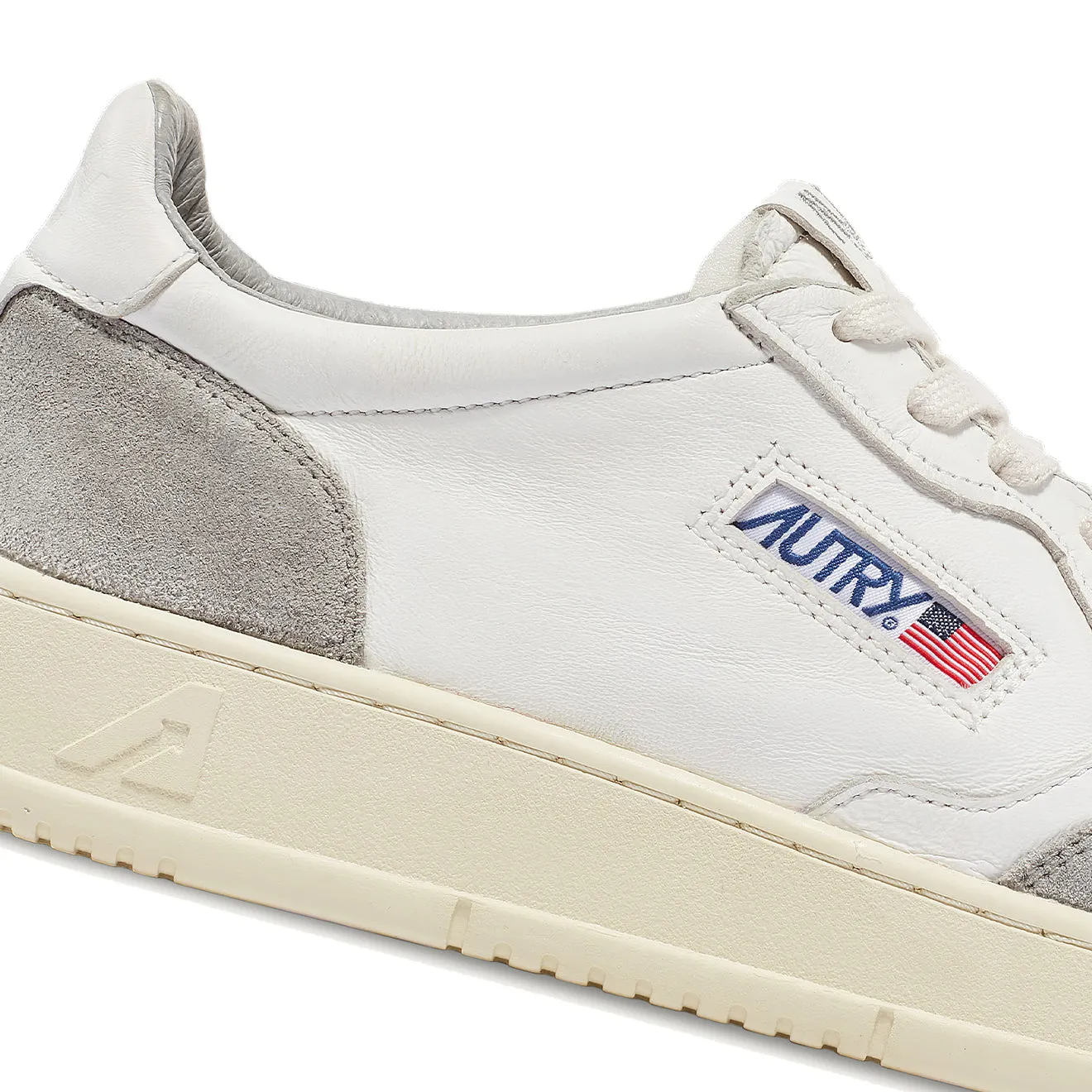 Autry Medalist Low Goatskin / Suede - White / Grey
