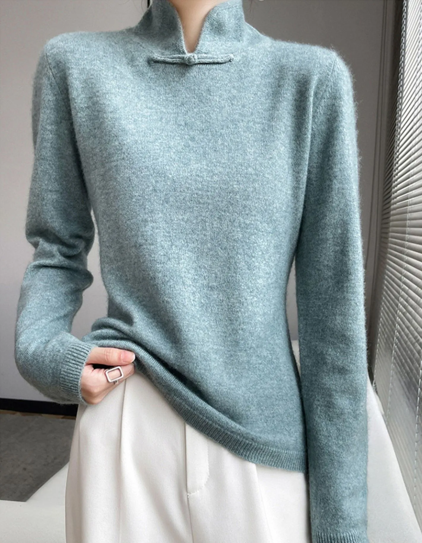 Chinese Qipao Collar Wool Knit Sweater for Stylish Winter Look