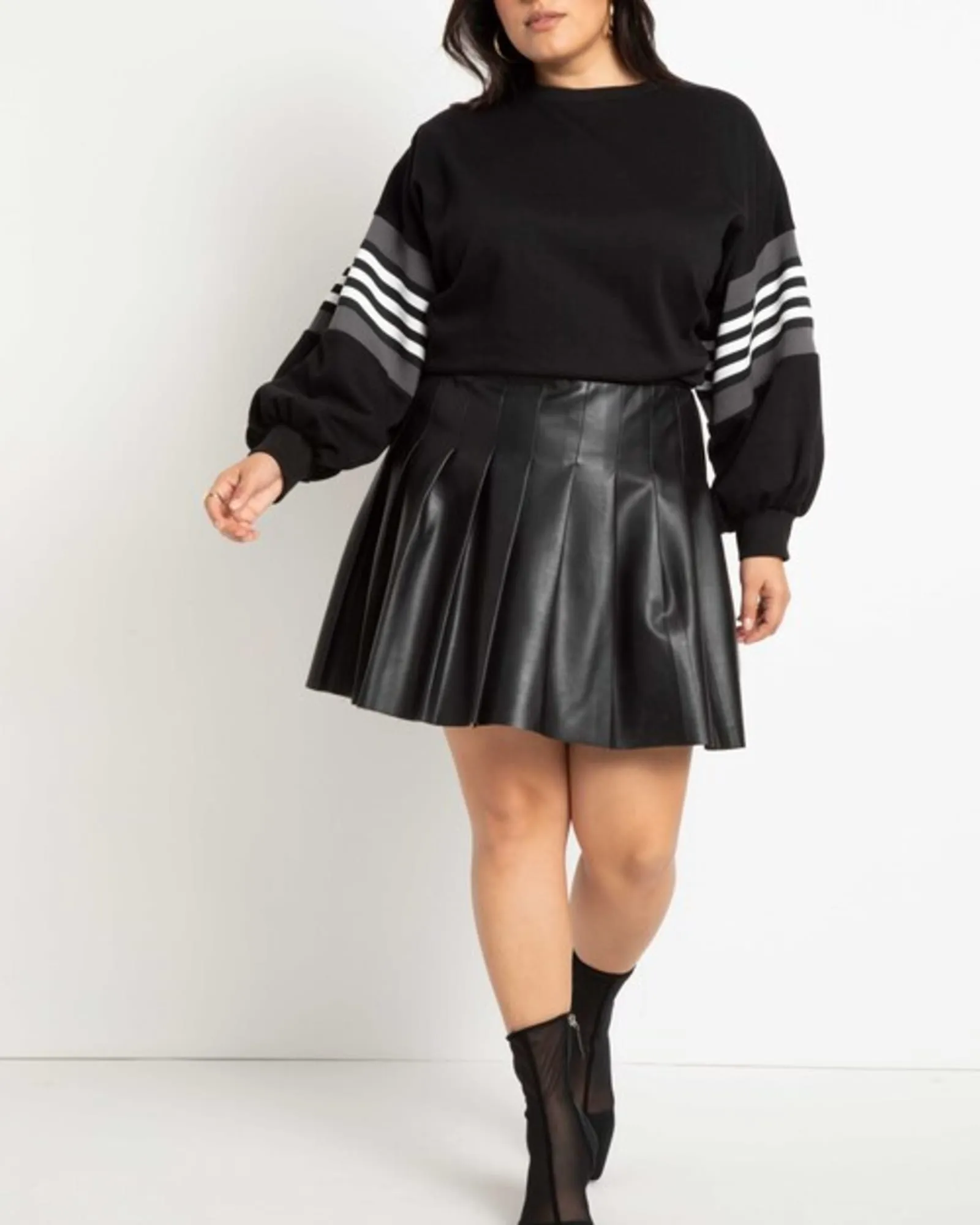 Lea Dramatic Puff Sleeve Sweatshirt | Totally Black