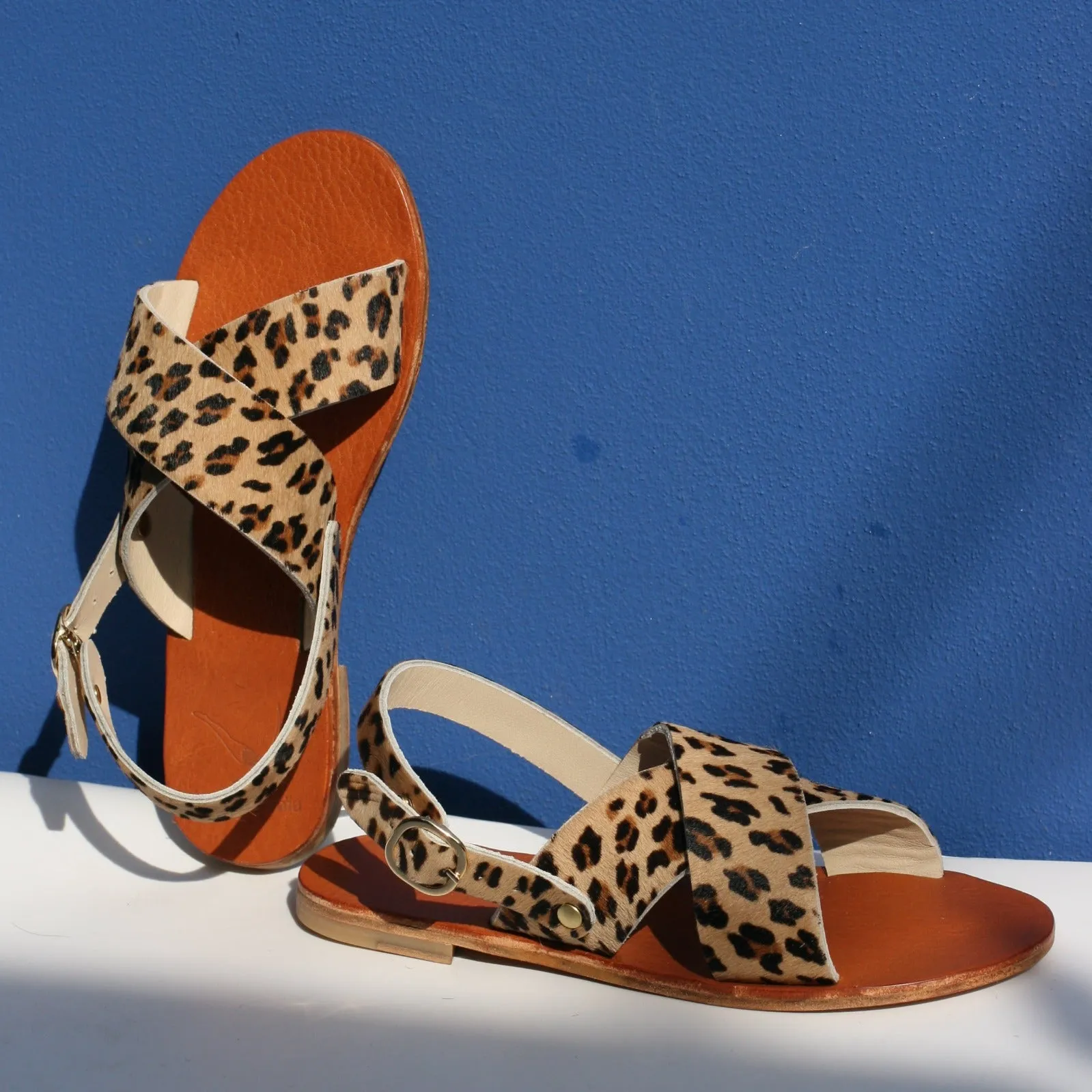 Leo - Camel Sole - Slingback Cross Sandals