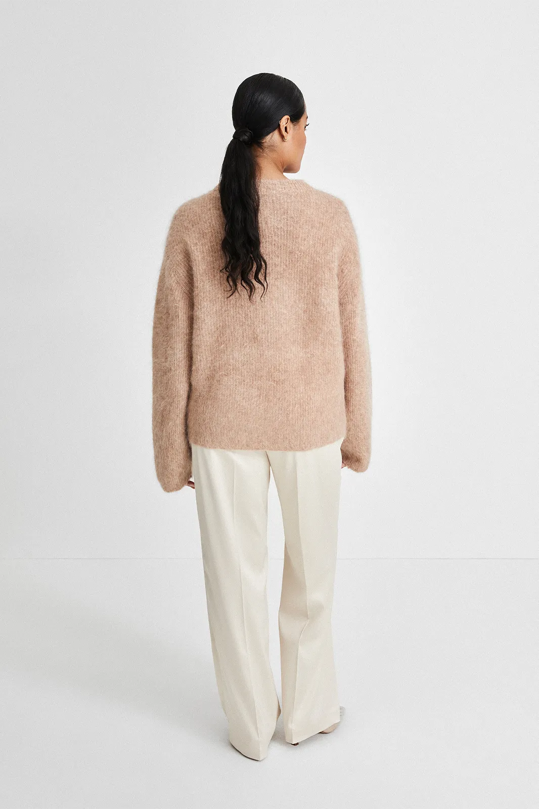 NELLY SWEATER - BEIGE