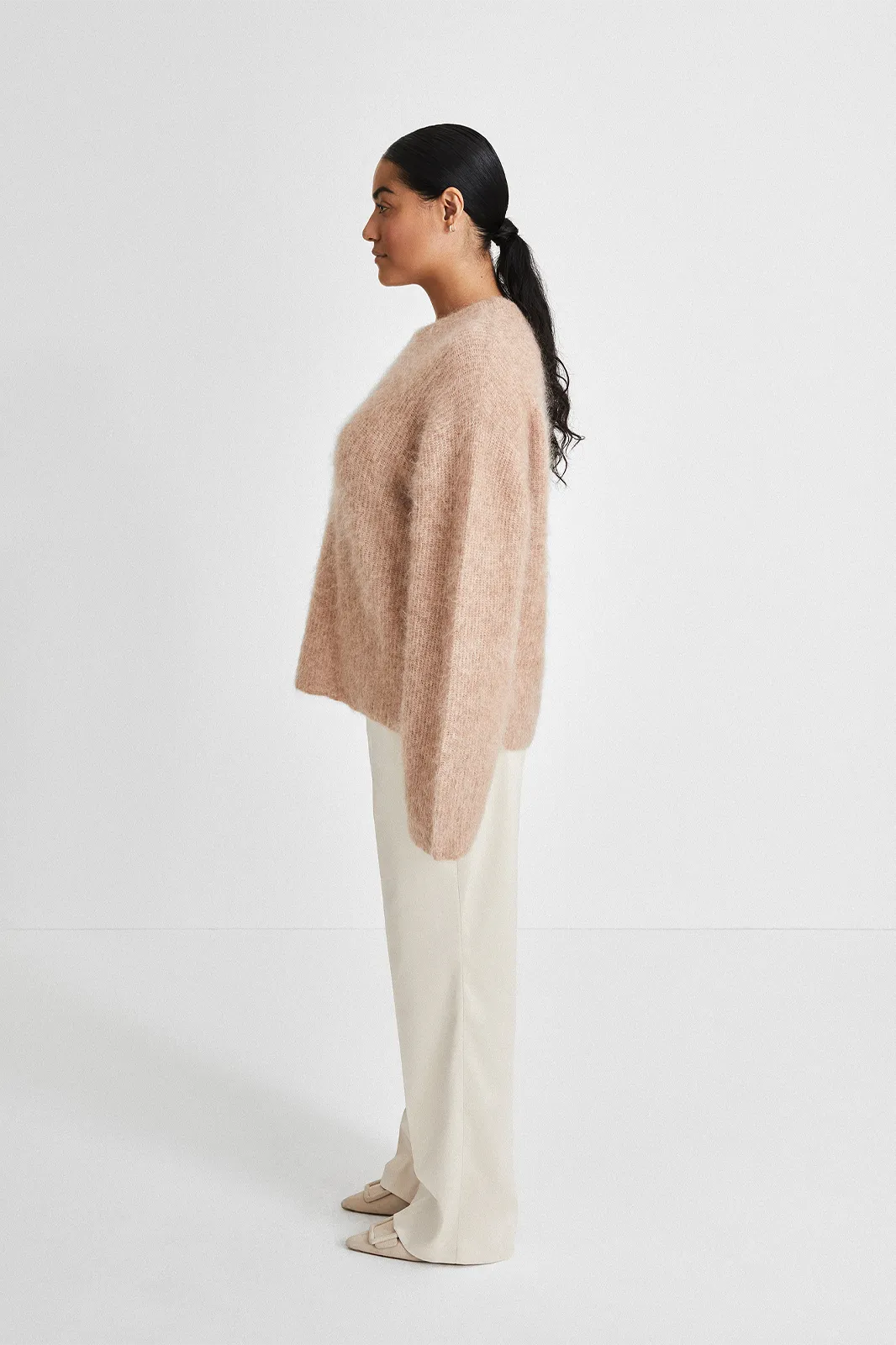 NELLY SWEATER - BEIGE