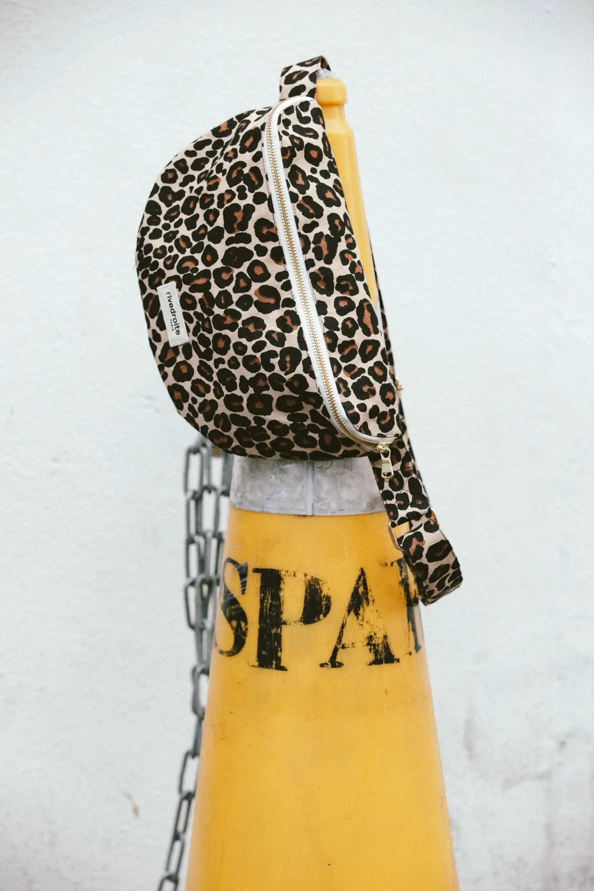 Rivedroit Custine Waist Bag Leopard Beige Sand