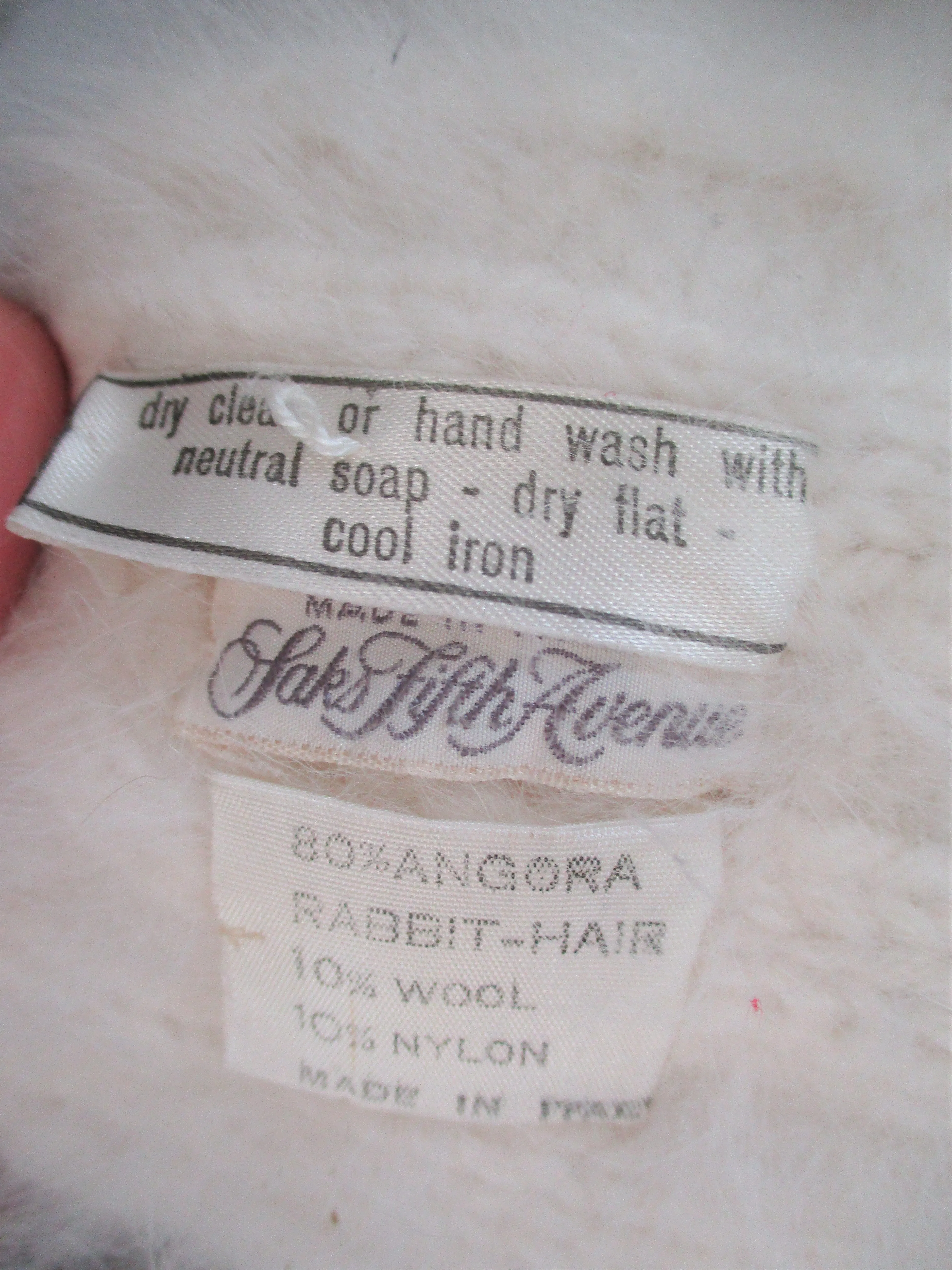 SAKS FIFTH AVENUE Italy ANGORA NECK Warmer SCARF WHITE Fur Rabbit